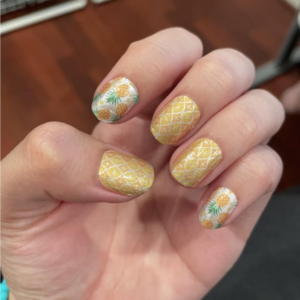 *Rare, HTF* Color Street: Pineapple Paradise | Yellow Summer Beach Tropical